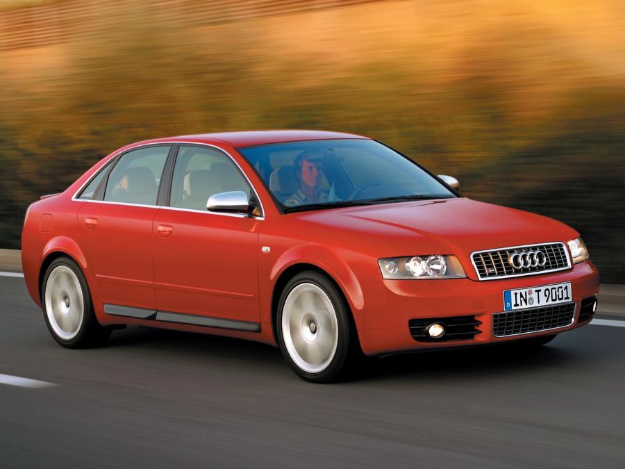  Audi S4 Sedan (B6, 8E) 2003 года  (фото 12 из 18)